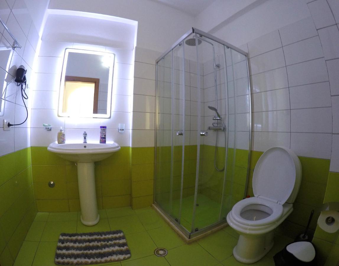 Appartamenti Vista Mare Saranda Bagian luar foto